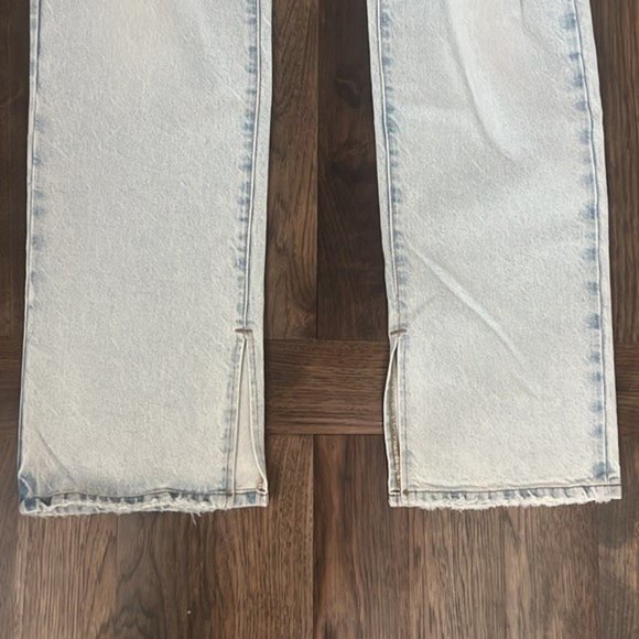 NWT Good American Flare Bottom Jeans - Picture 3 of 10